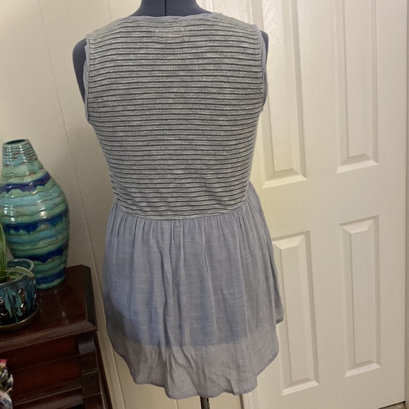 2for$10💥Sleeveless Top w/ Pocket - Picture 6 of 13